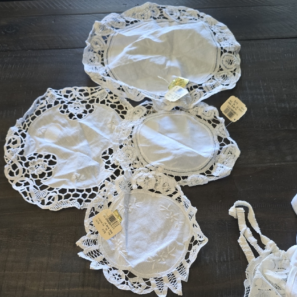 Victorias Secret Doily Lot As IS